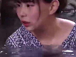 Street Soak - Can You Handle How This Huge-bust Beauty Gets Juicy in the Open? Chapter-3