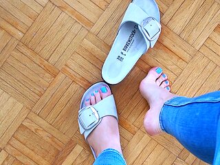 Close up cock jerking solo