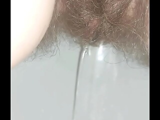 Your pissing girl