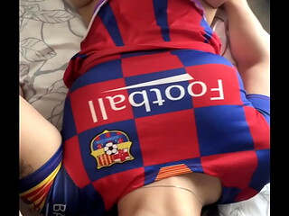 Hot cheerleader with a big ass fucks two cocks