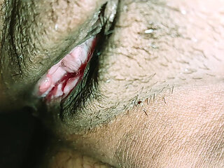 Chut se paani bhabhi