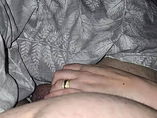 Step son after surgery get a handjob from step mom nice hand