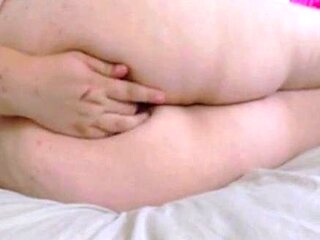 Big Beautiful Webcam Tease