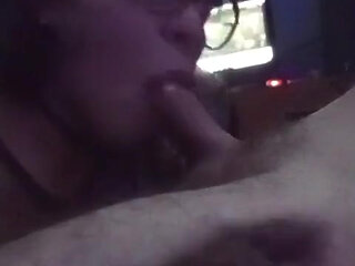 I'm an Obedient Transvestite and I Beat My Macho When He Wants