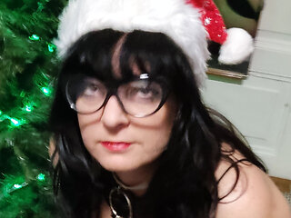 Saggy Tit MILF Gets a Christmas Present