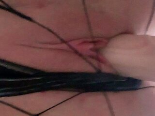 Amateur close up ass toying