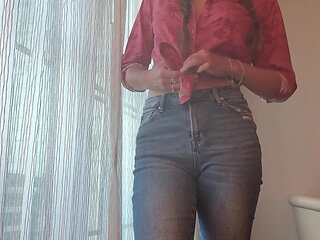 Sexy Cowgirl Gives You a JOI