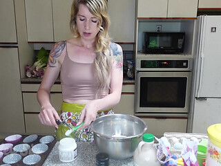 Intimate Baking with Harley