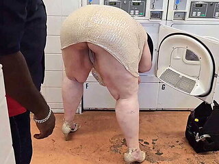 The repairman, Audp123, chose to pound Jamdown26's plump booty instead of fixing the machines.