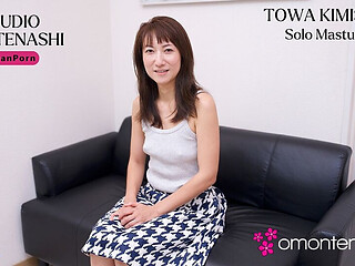 45 Years Old!? the Intense Masturbation of an Overly Beautiful Married Woman