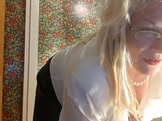 Sexy teacher JOI and cum coundtown