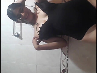 Truth or Dare with a Roommate Who Ended up with Her Pussy Filled with Creampie ( Casero Real)