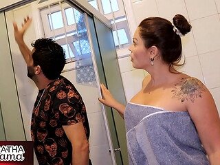 Agatha Mama em: A Inquilina Milf Tarada - Part 1 - Historia - Gr&aacute_tis