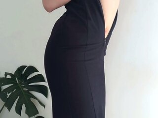 Amateur Asian babe solo masturbation