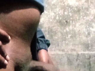 Bathroom ma gayer halako