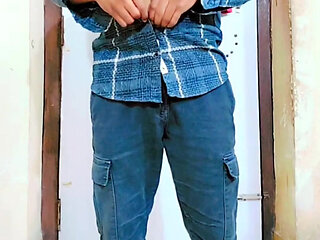 Crossdresser Flash Her Clitty and Masturbating