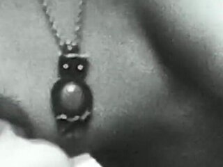 Vintage porn retro erotic theatre - The visitor