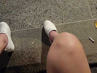 Shemale Ting Xuan Outdoor pee compilation