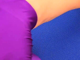 Fitness Girl Fucks in Tight Torn Leggings