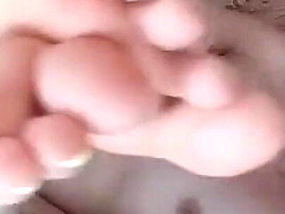 Sweet Toes and Pussy Play