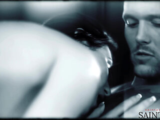 Jess West and Tiffany Kingston Are Seasoned MILFs