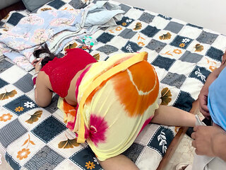 Hassi-Maajak Karte Hue , Chachi Ki Chudai Kardi Doggy Style Mein.....