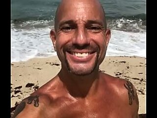 MAXXX LOADZ HAS ALL THE RIGHT MOVES