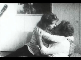 Vintage porn retro erotic theatre - friendly couple
