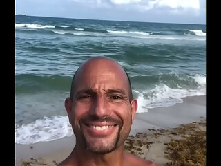 BEACH DAY