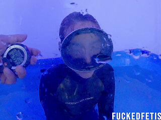 Sattira Diving Dream Co2 Breath Training Cool Pool Room Neop