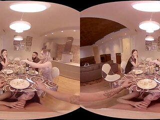 Hannah Shaw: Blowjob, Doggy  Bongacams VR Porn