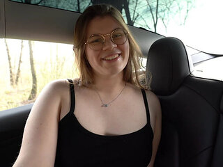 Amateur Blonde Teen Gets Creampied By Stranger In Car Backseat