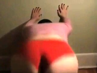 Irish MJ's Big Ass Close-Up Amateur Webcam Video