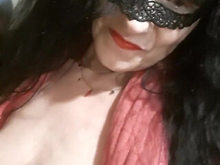 Video Splashing Against the Window