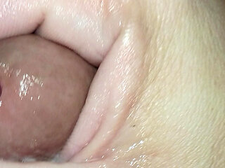 Lots of juices and cum