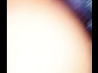 D&aacute_ndole duro al co&ntilde_o de culona madura milf morena
