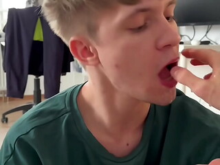 gave my stepbrother a deep blowjob and licked his cum