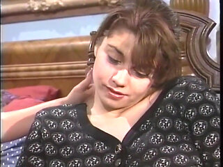 Threesome love in the bedroom