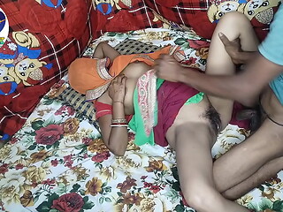 Amazing sex with village bhabhi in green saree blouse, pussy and anal hindi canoe ready