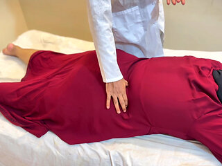 Egyptian Muslim Sensual Body Massage - Big round butt Thai amateur body massage with happy end