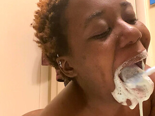 Stinky Pretty Pussy