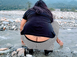 Outdoor Naked Dare and Hard Fucked in Hotel, Cummed in Her Hair