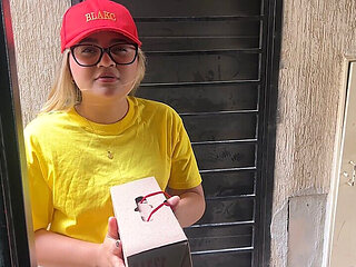 Late Punished Delivery Girl I Fuck the Client so He Won't Report Me to the Boss