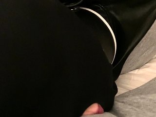 Amateur fetish big booty bitch riding with her bum