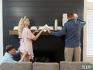 Girlfriend Hold The Moan