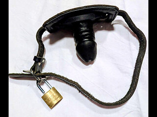 Slave Filo and the dildo gag