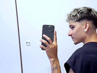 Videoblog Pajero! Tiktoker Se Deslecha Para Ir Al Gym