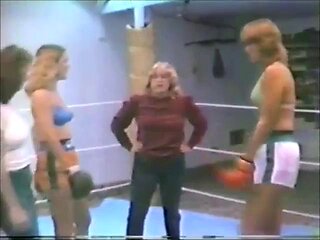 JUDELL deLONG VINTAGE BOXING: Big Tits, Big Ass  Babe Porn