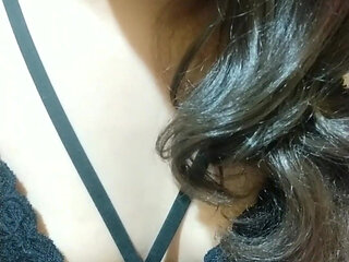 Playing with my vagina I put a big dildo in it that takes out all my juices