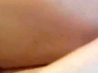 MILF Super Cachonda Con Tremendo Chocho Masturbandose